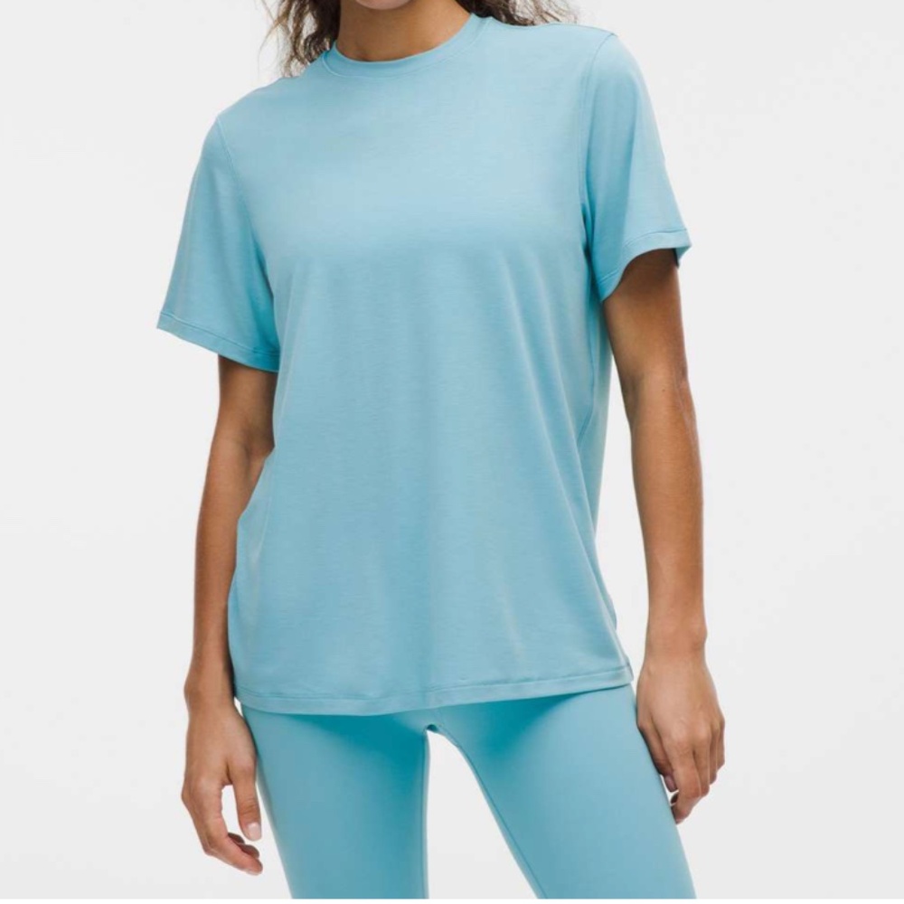 NWT Lululemon Jersey Training Short-Sleeve Shirt Washed Blue Size 6